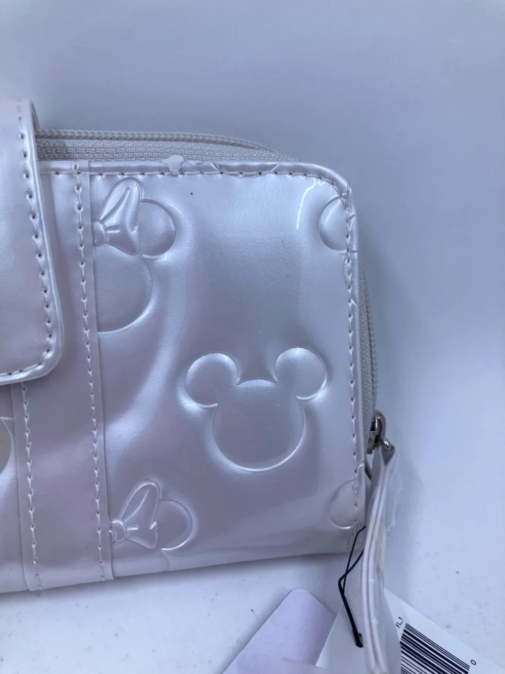 Disney Wallet White Pearlescent Loungefly Mickey and Minnie Icons NWT Some Marks